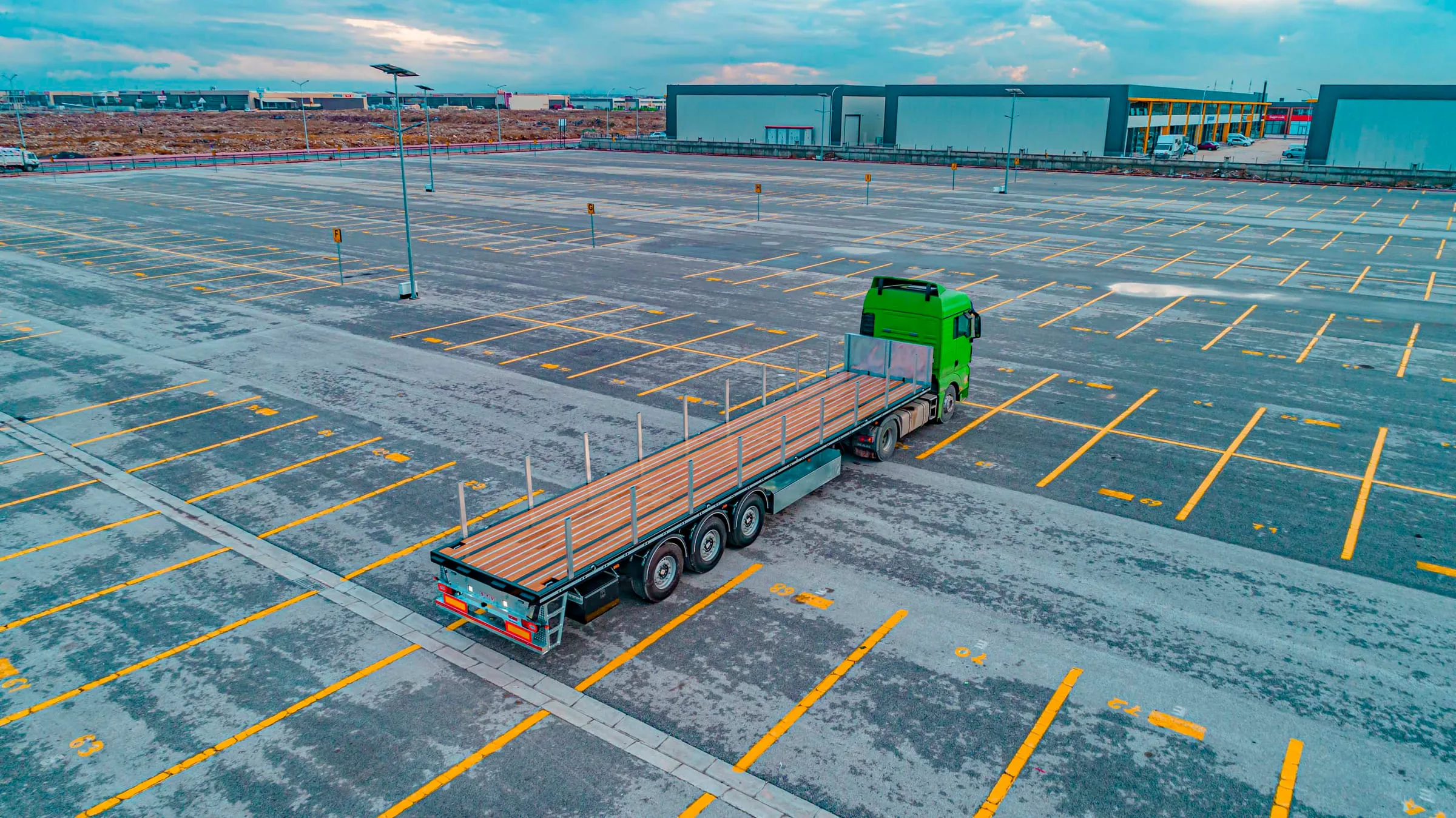 Built for Daily Cargo Work