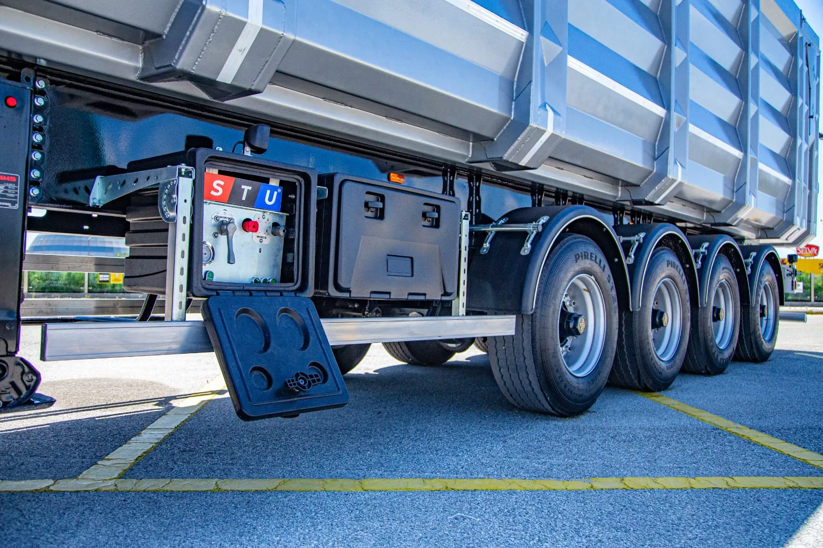 Tipper Options with 3 or 4 Axles