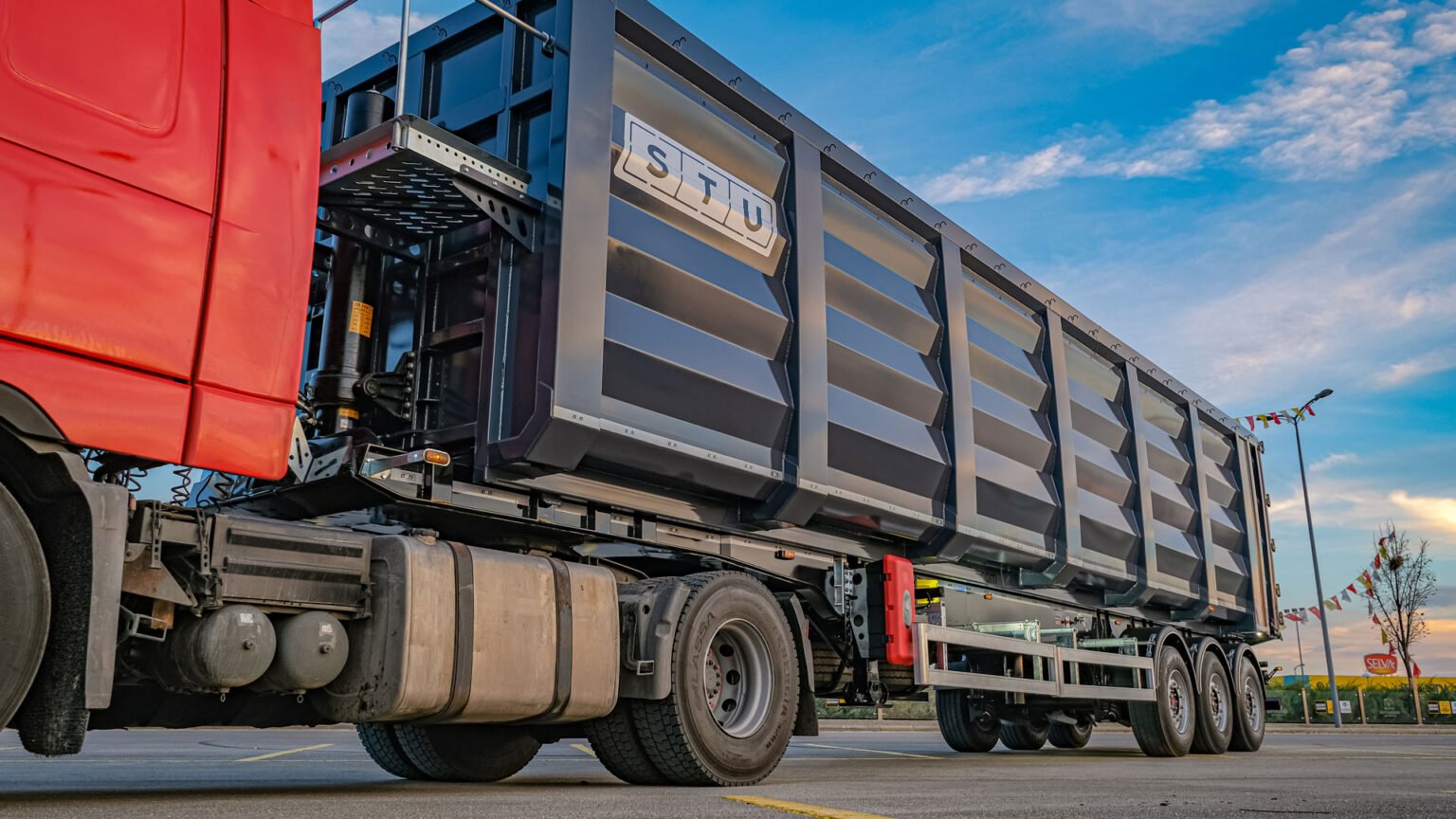Scrap Metal Tipper Trailer is produced by STU Trailers.